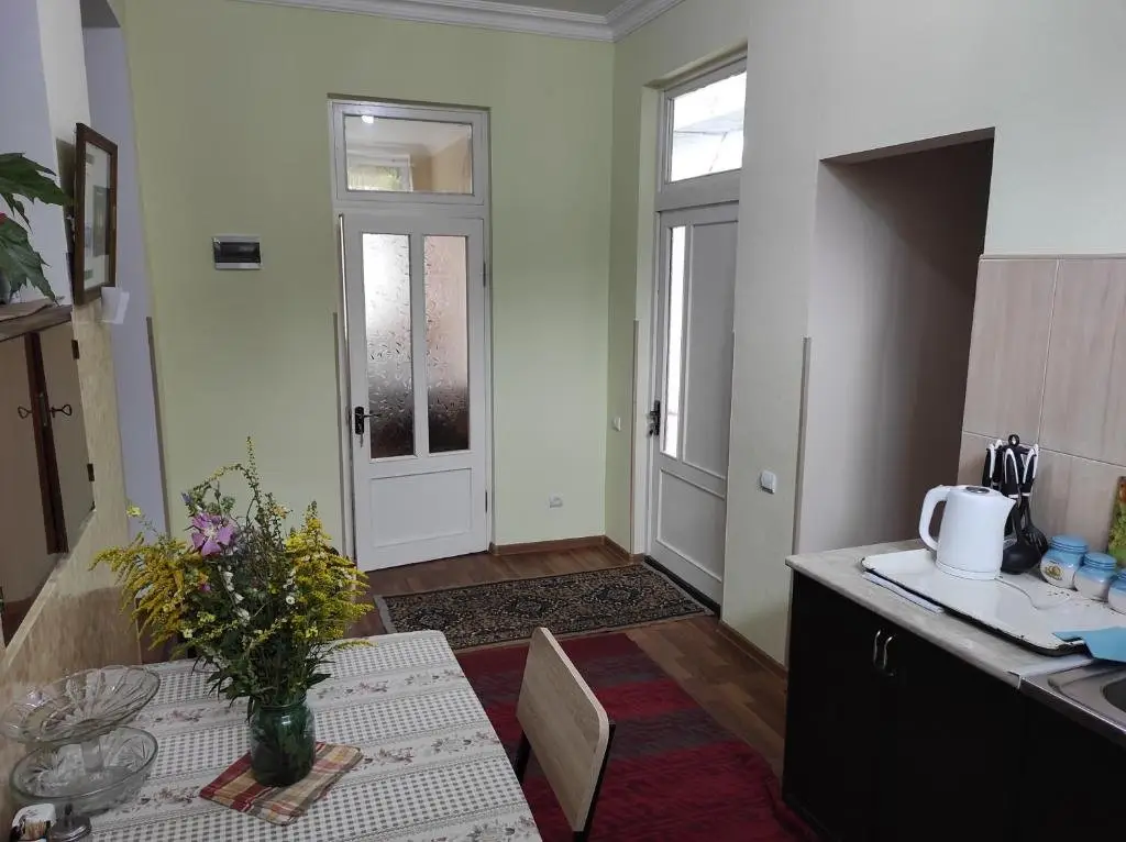 Дзорагет: Inexpensive B&B