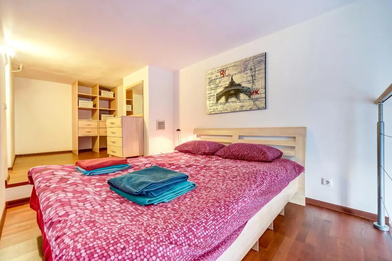 Санкт-Петербург: La Casa Di Bury Apartment 3