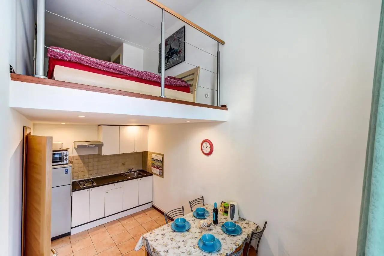 Санкт-Петербург: La Casa Di Bury Apartment 3