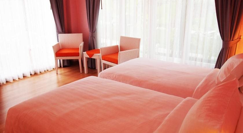 Пхукет: The Chalet Phuket