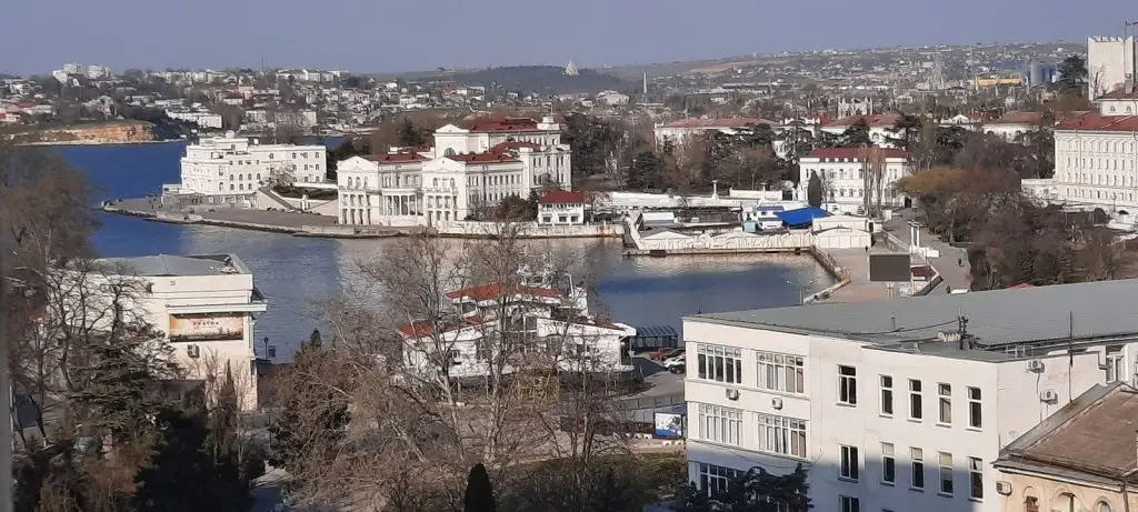 Севастополь: Апартаменты Люкс в Артбухте с Видом на Море