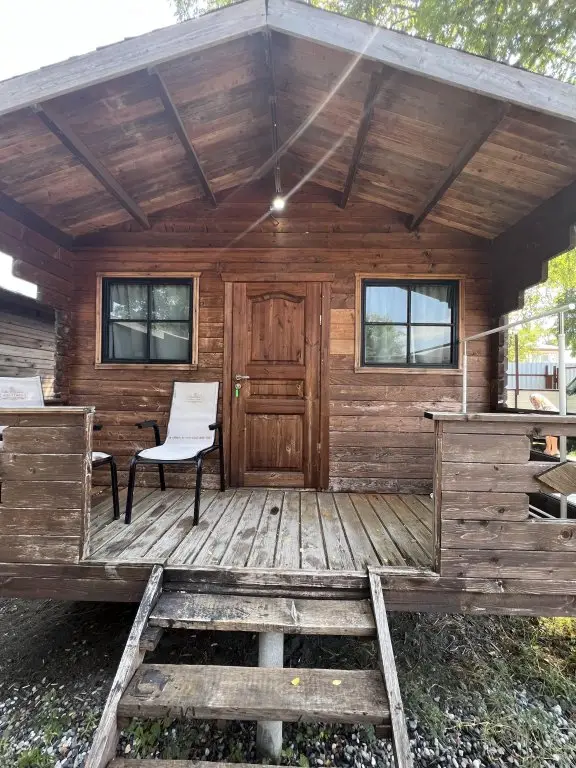 Молочный: База Отдыха Pitsunda House