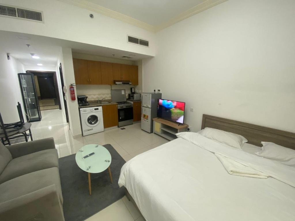Дубай: Furnished Studio Apartments for rent in Dubai