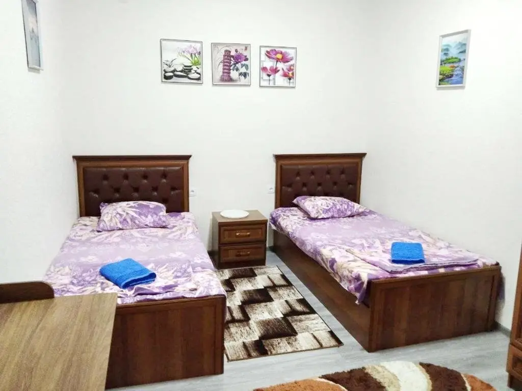 Ташкент: Chinara Guest House Airport