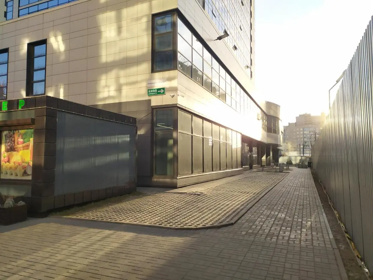 Санкт-Петербург: Студия у метро Московская
