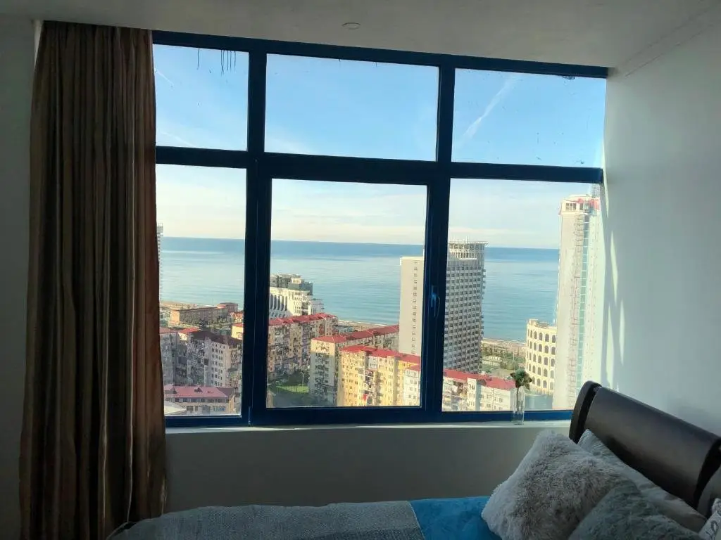 Батуми: Cozy bright Apartment with amazing sea view