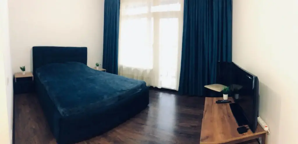 Квартира на Бирюзова — фото 1