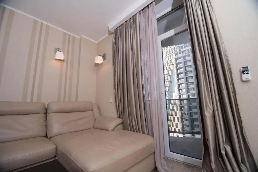 Батуми: etunas orbi tower apartment