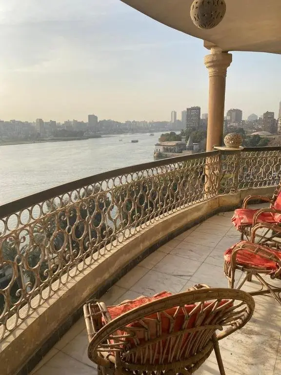 Каир: Diamond Cairo apartment 4 Bed Rooms