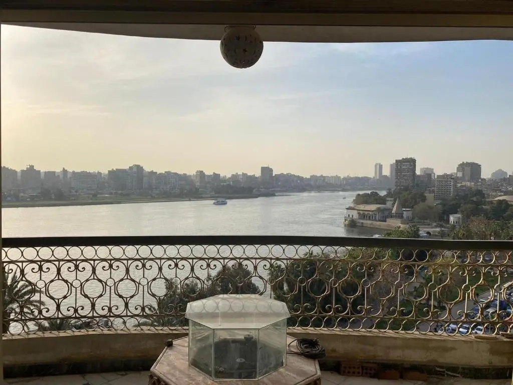 Каир: Diamond Cairo apartment 4 Bed Rooms