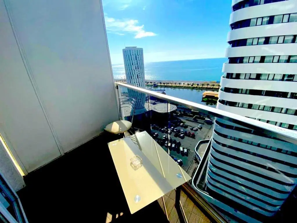 Батуми: Cozy Studio Apartment-Sea View