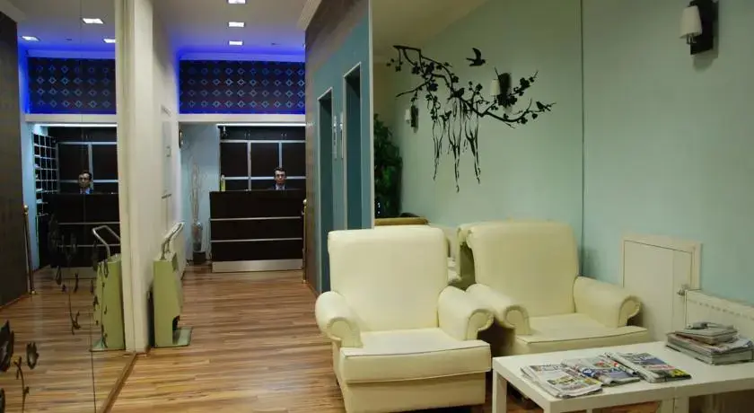 Усак: Hotel Sahlan 1
