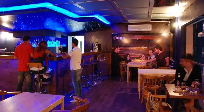 Усак: Hotel Sahlan 1