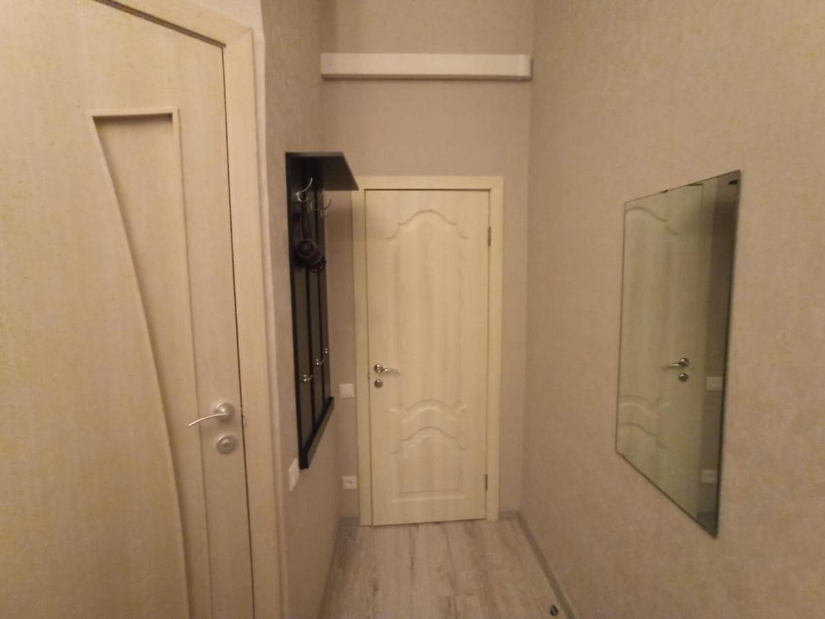 Санкт-Петербург: Apartment on Millionnaya 17