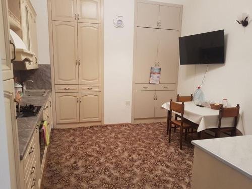 Баку: Apartment on 28 May Street