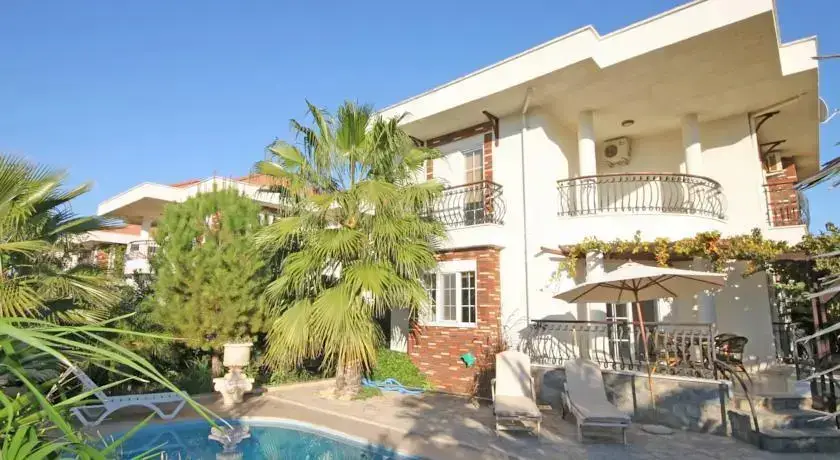 Манавгат: Sunshine Villas