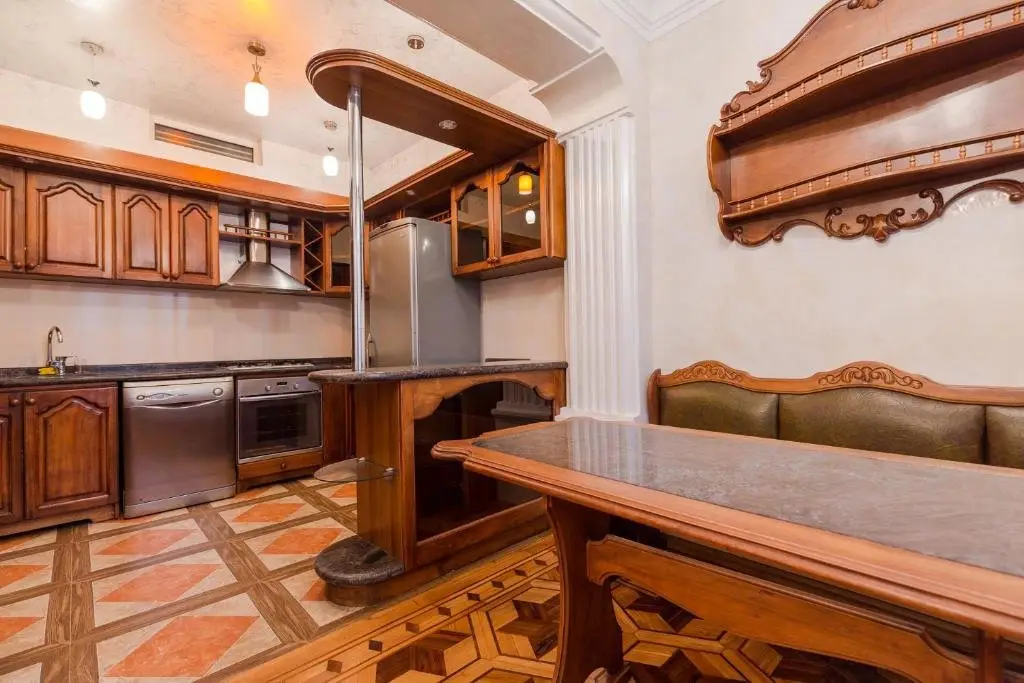 Батуми: Real estate agency Batumi-Realtor