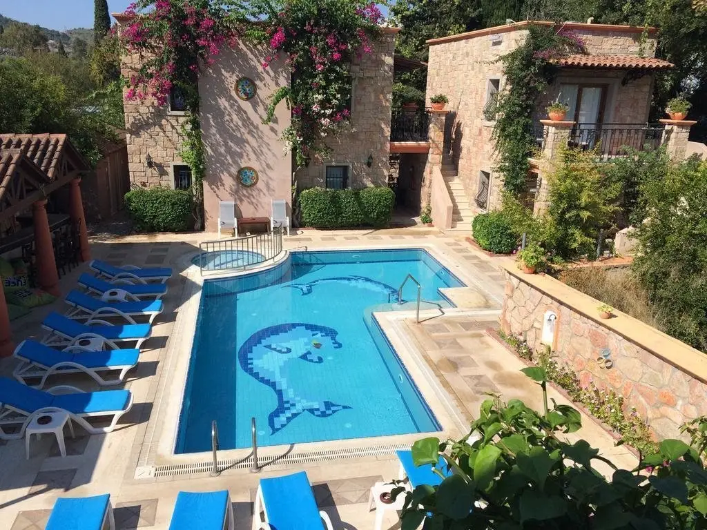 Битез: Pinarhan Studio Hotel