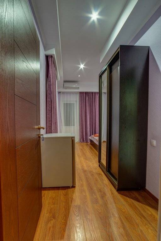 Верхняя Эшера: Divnyij Sad Guest House