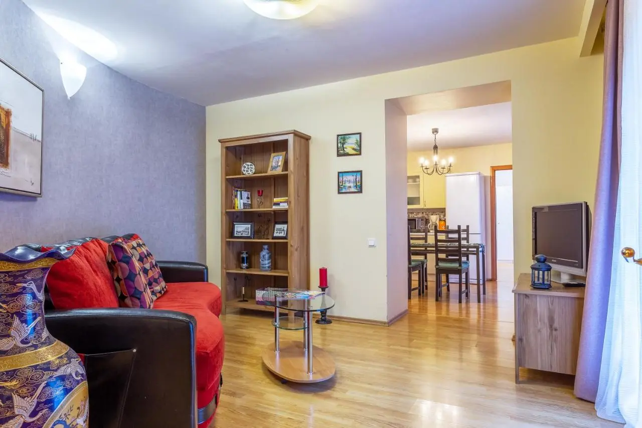 Санкт-Петербург: Peter the Great Apartment near Hermitage with sauna