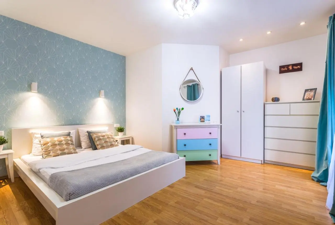 Санкт-Петербург: Peter the Great Apartment near Hermitage with sauna