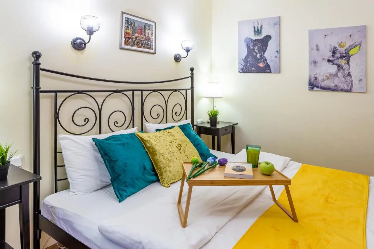 Санкт-Петербург: Peter the Great Apartment near Hermitage with sauna