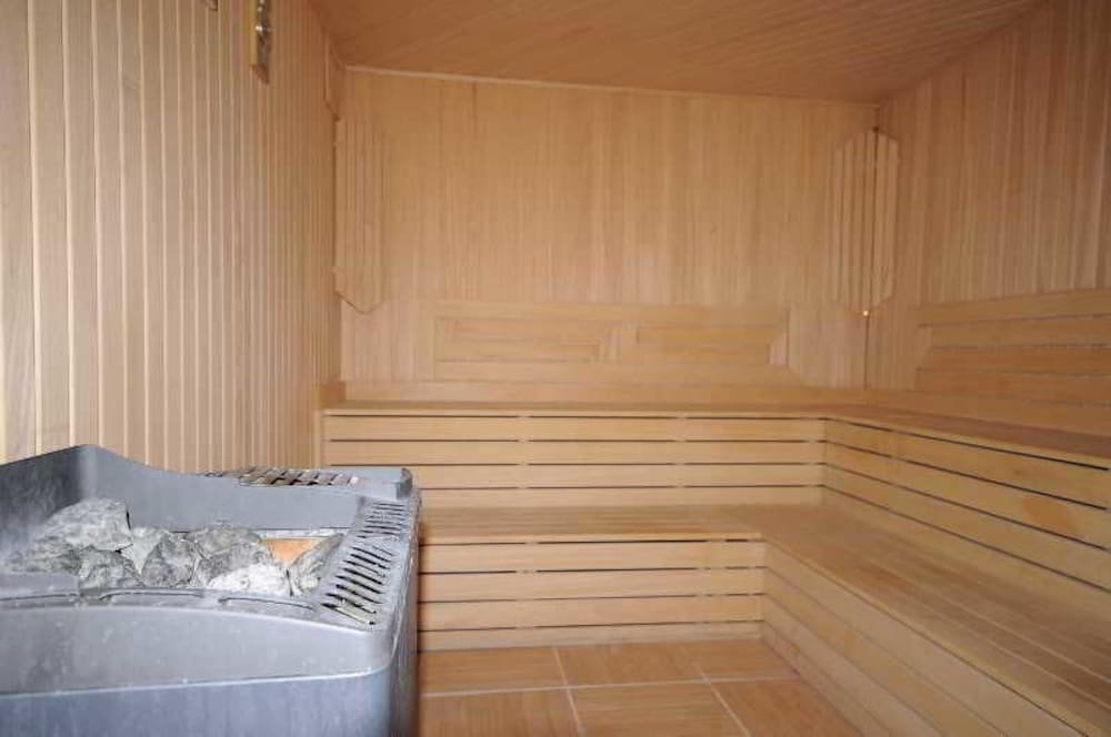 Gumusyaka: My Tuana Tuz And Spa