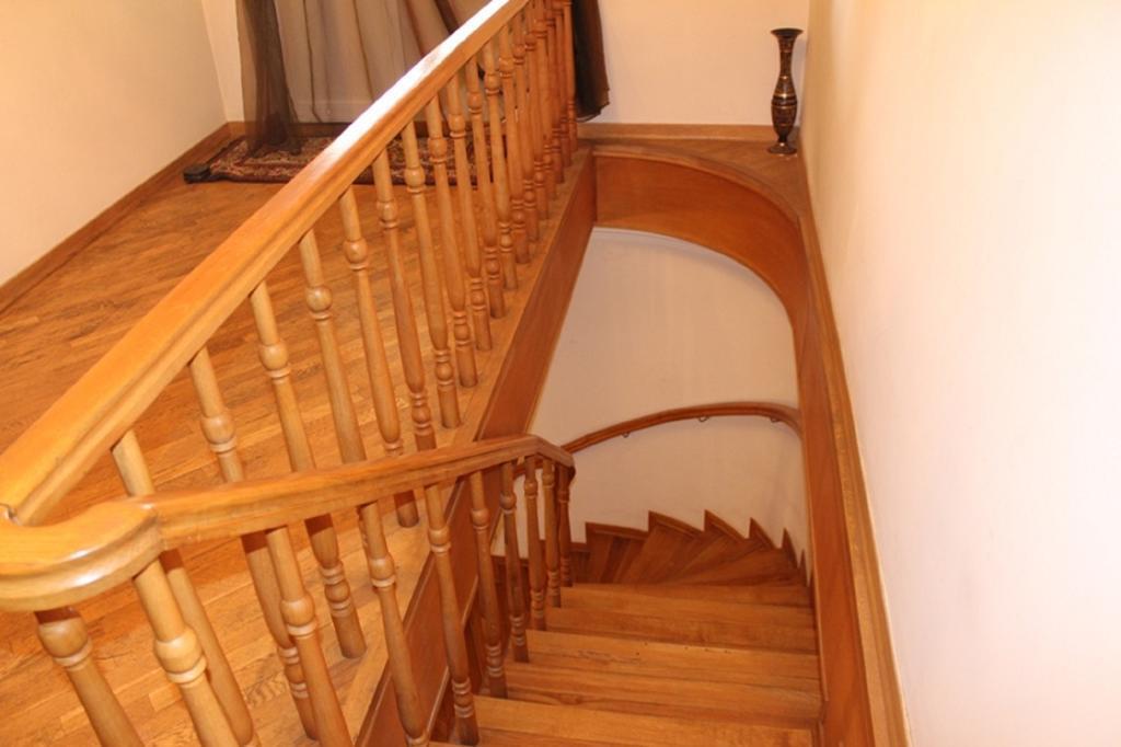 Ереван: Hugy House