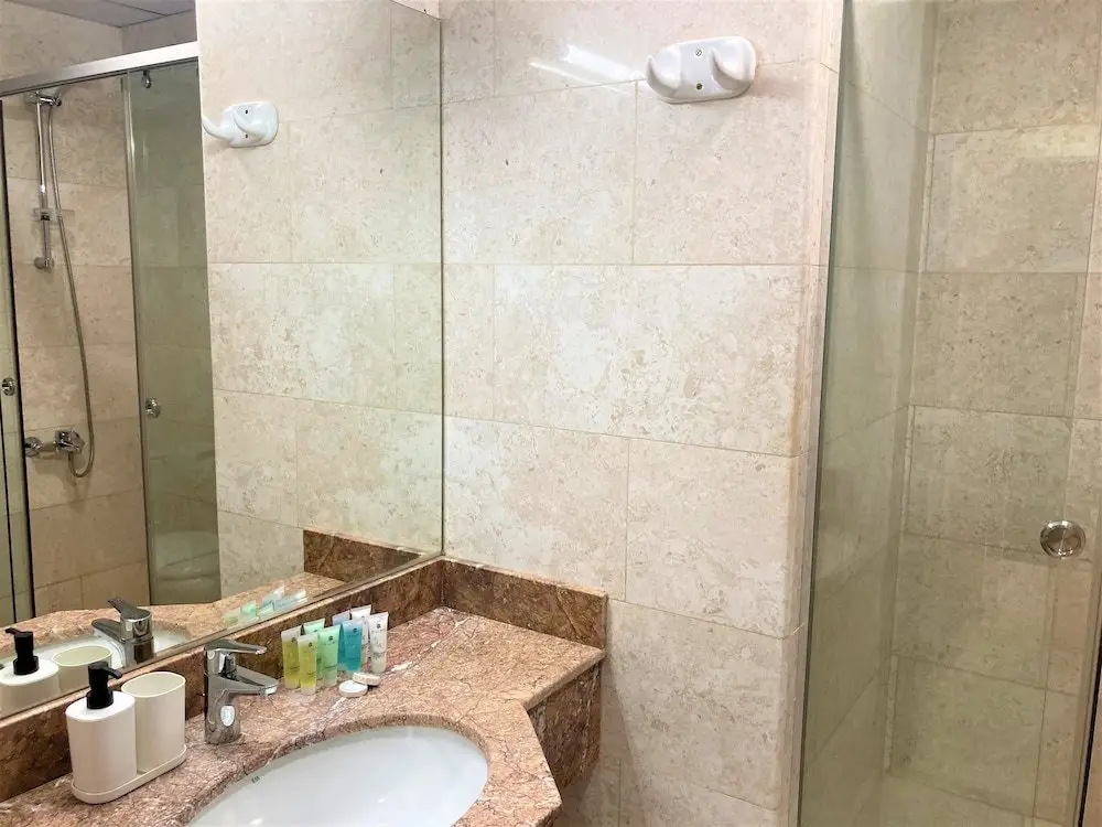 Дубай: Luxury Business Bay Apartment With Balcony