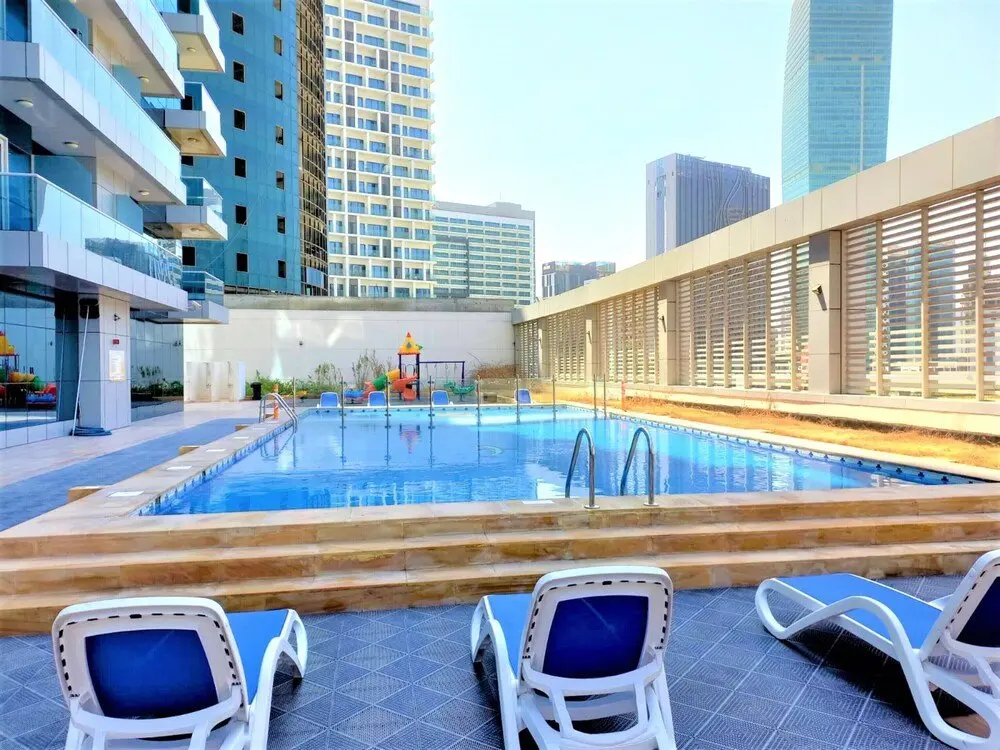 Дубай: Luxury Business Bay Apartment With Balcony