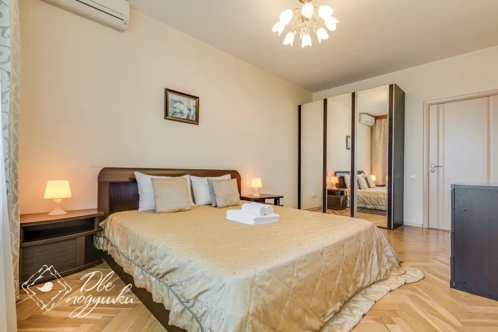 Санкт-Петербург: Dve Podushki Na Zvezdnoj Apartments