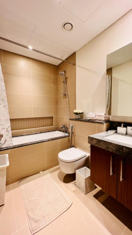 Дубай: Luxurious beach front apartment Dubai Marina