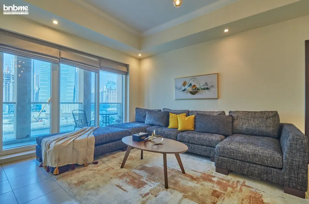 Дубай: Апартаменты bnbmehomes | Great Value 1 BR over looking Canal-303