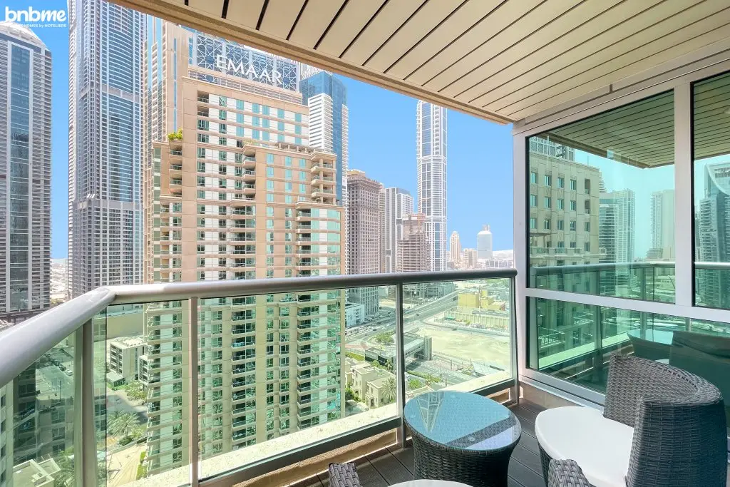 Дубай: Апартаменты Upscale Modern Designer Interiors with Marina View-1902
