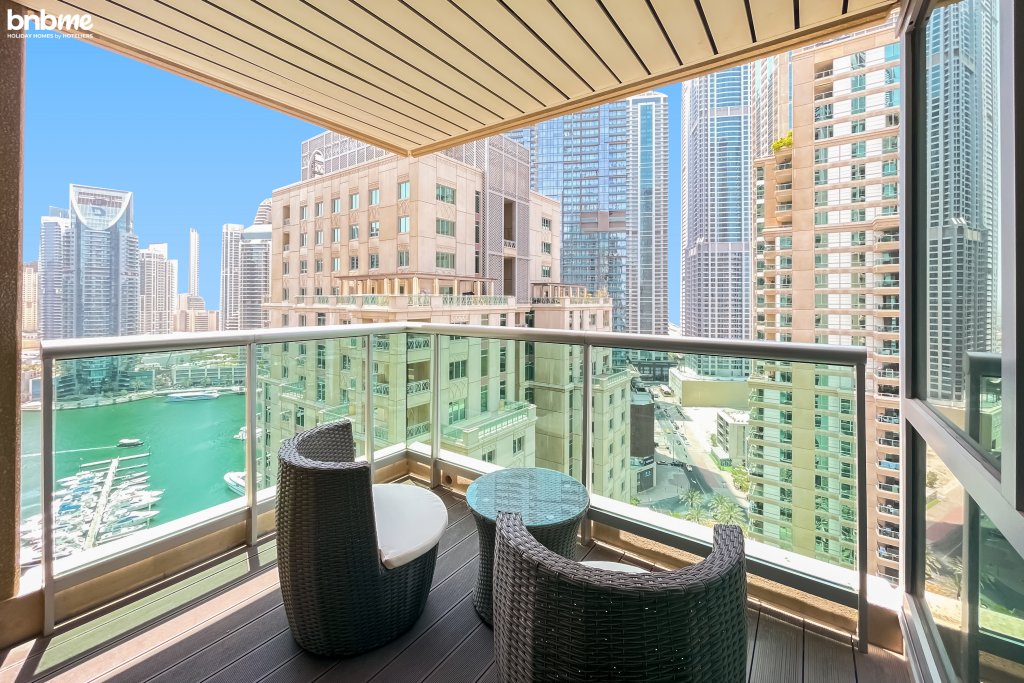 Апартаменты Upscale Modern Designer Interiors with Marina View-1902 — фото 1