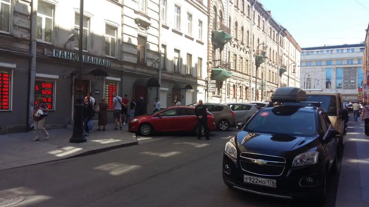 Санкт-Петербург: Двухуровневые апартаменты на Пушкинской, 12