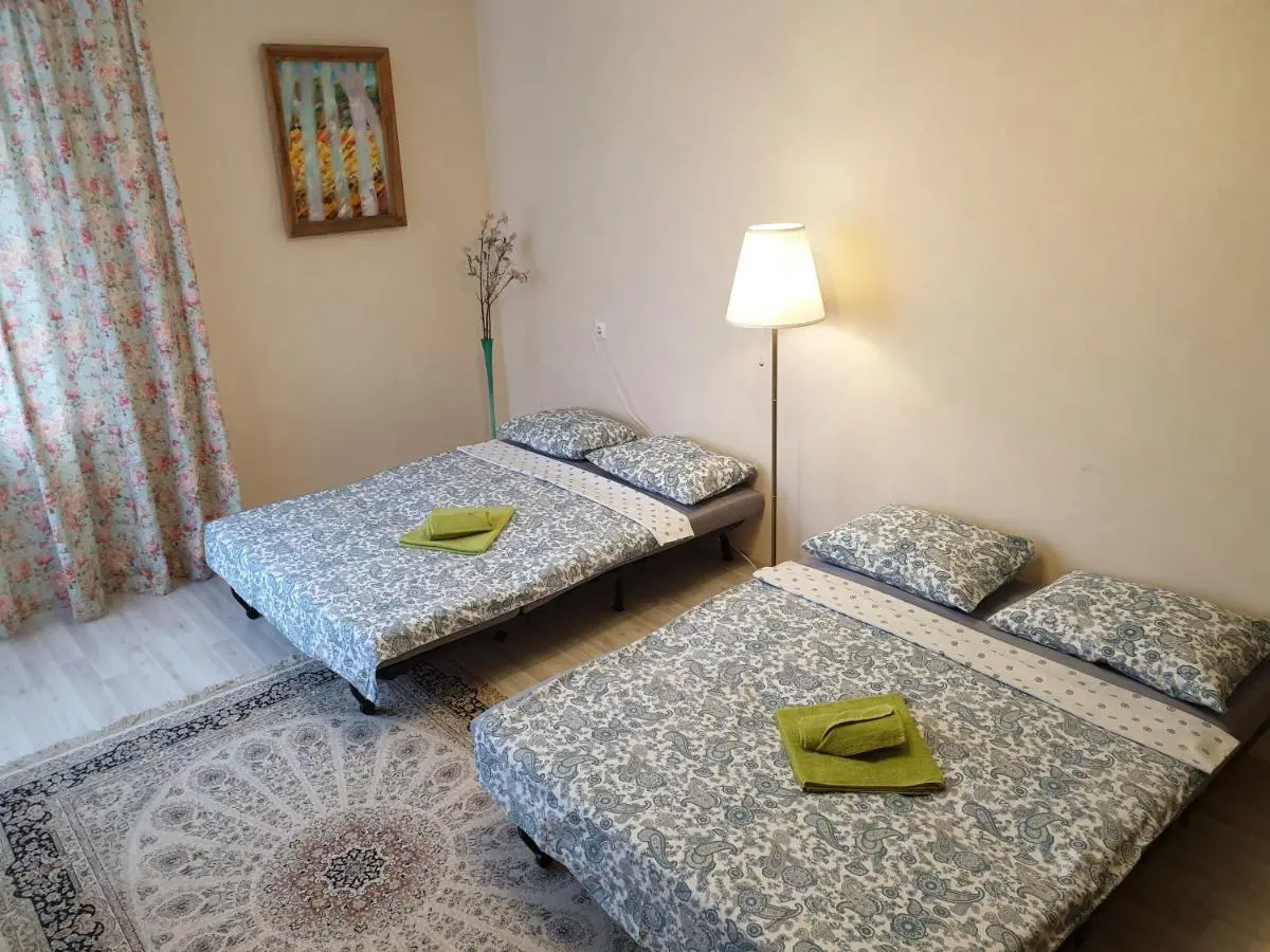 Санкт-Петербург: Apartment on Novocherkasskiy prospekt 22/15