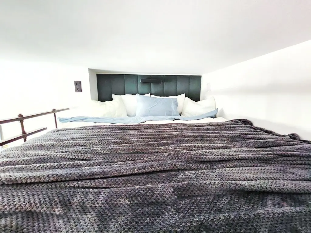 Москва: Апартаменты EasyGuest в стиле loft у метро Трубная
