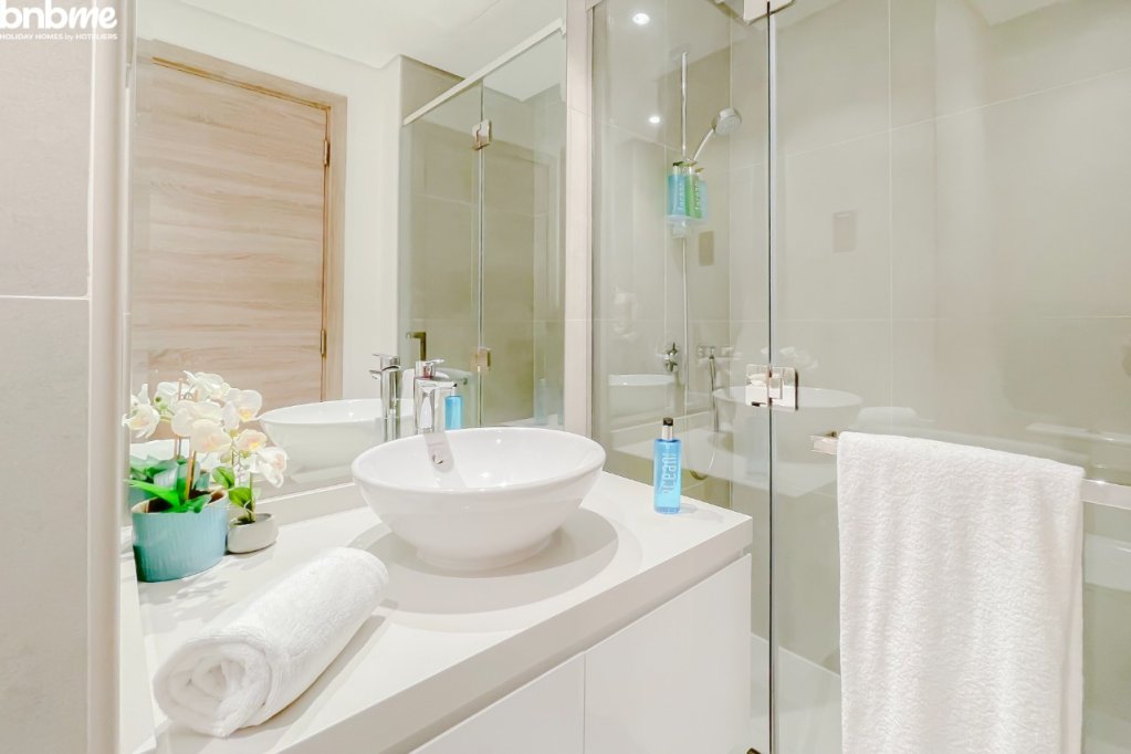 Дубай: Апартаменты bnbmehomes | Beautiful lake view studio nr Marina-1504