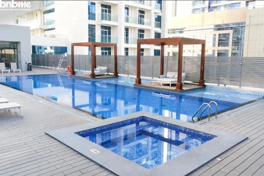Апартаменты bnbmehomes | Beautiful lake view studio nr Marina-1504 — фото 1