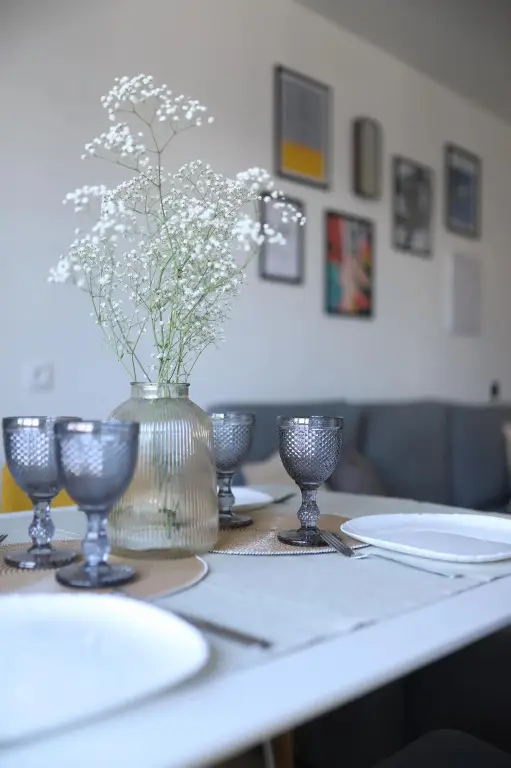 Великий Новгород: Apartments Апартаменты Razvaga Великий Новгород