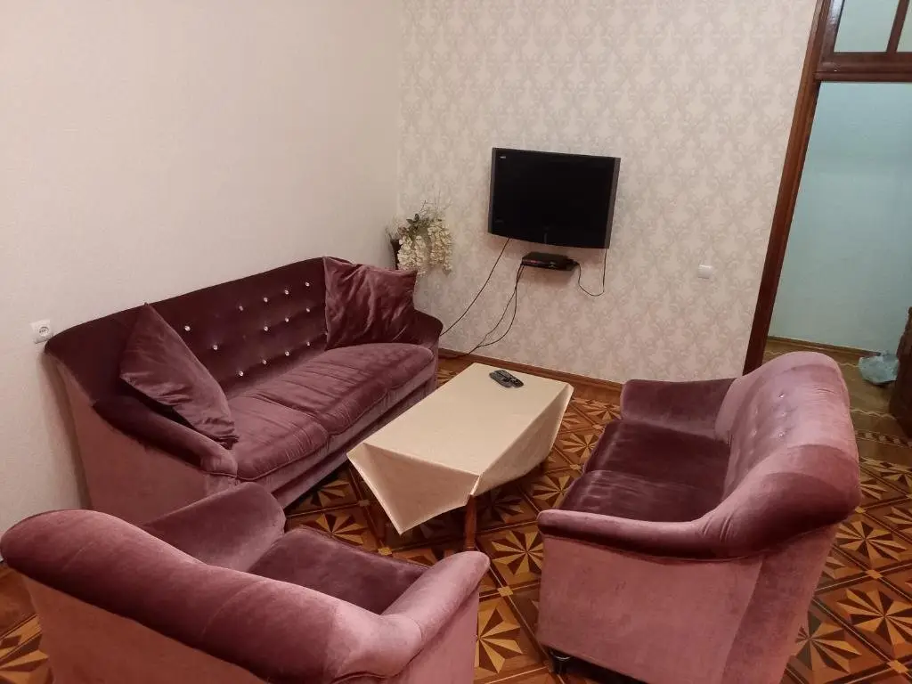 Real Nizami Street Apartment — фото 1
