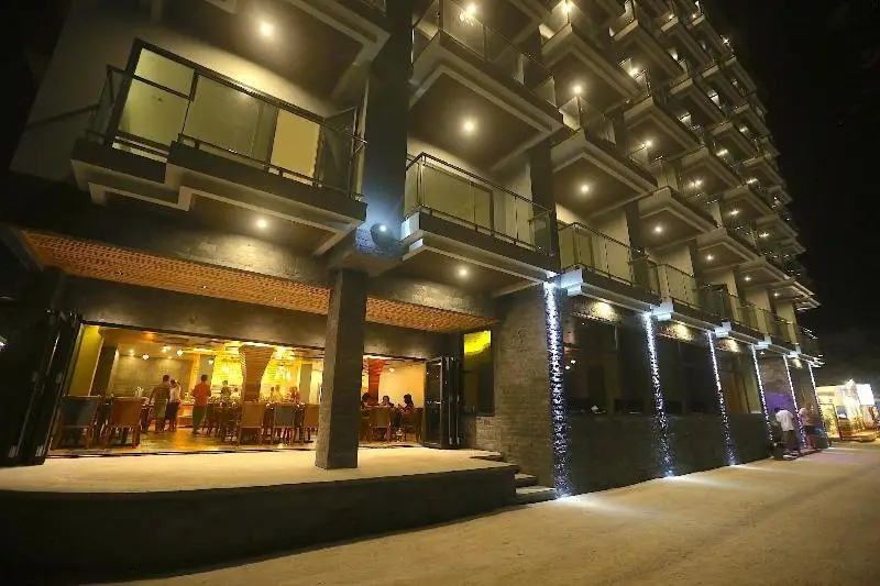 Южный Мале Атол: Kaani Grand Seaview at Maafushi