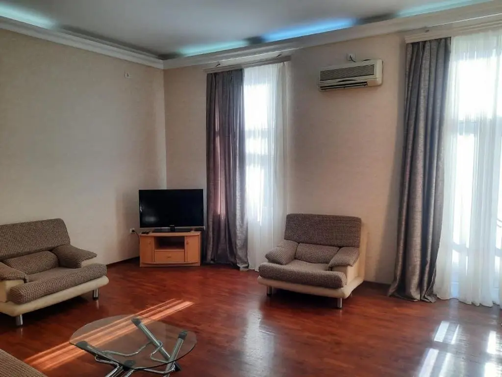 Twu-bedroom apartment on Nizami street — фото 1