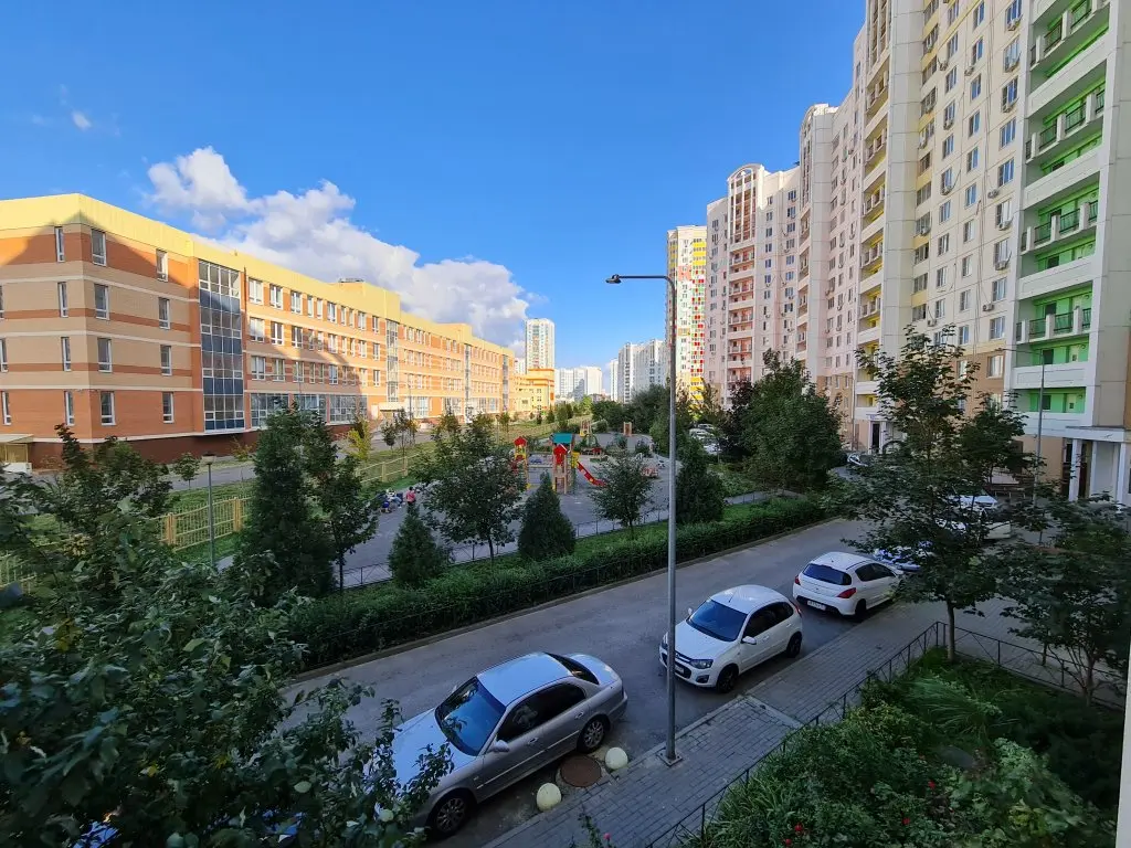 Ростов-на-Дону: Квартира Ерёменко 101 этаж 2