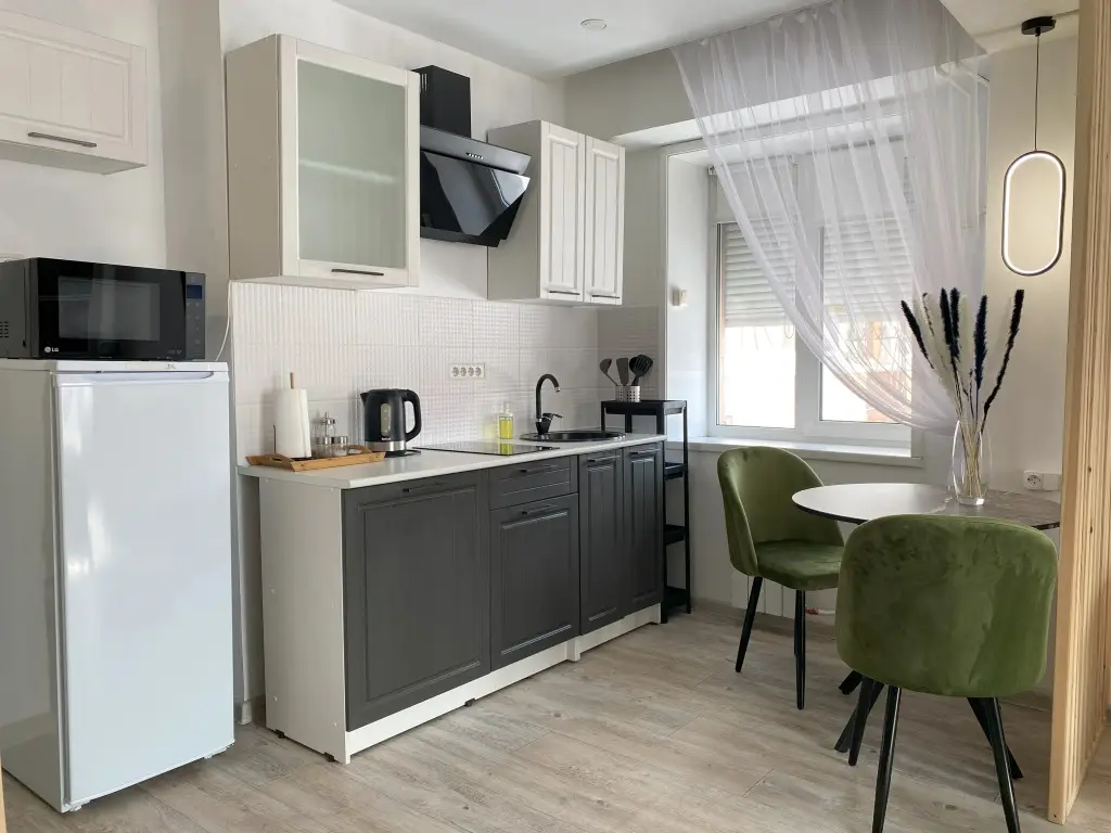 Иркутск: Квартира Студия 38 м² 2/9 Этаж