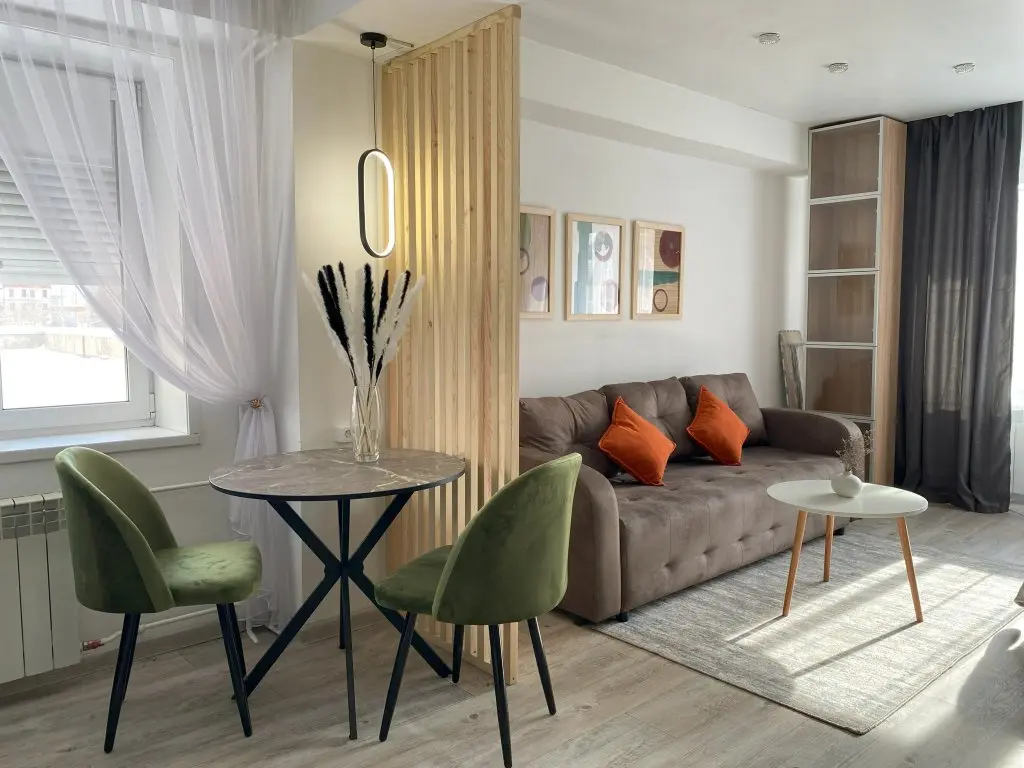 Иркутск: Квартира Студия 38 м² 2/9 Этаж