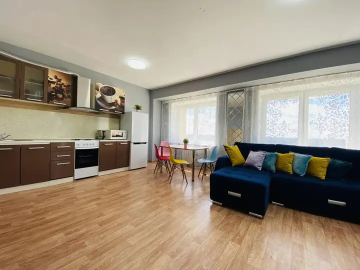 Челябинск: InnHome Apartments (ИннХоум) на проспекте Свердловский