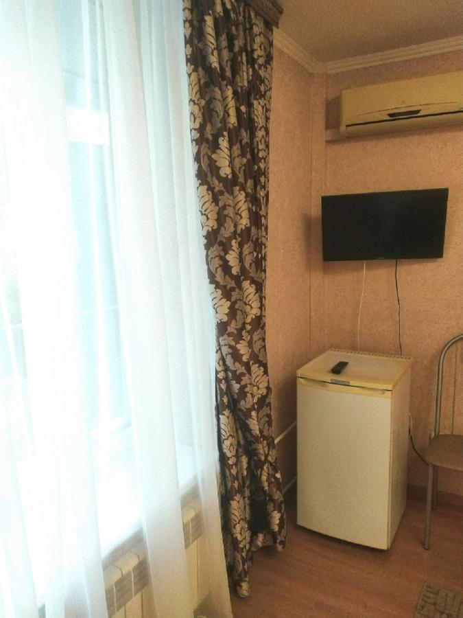 Витязево: Guest House Lukomorye