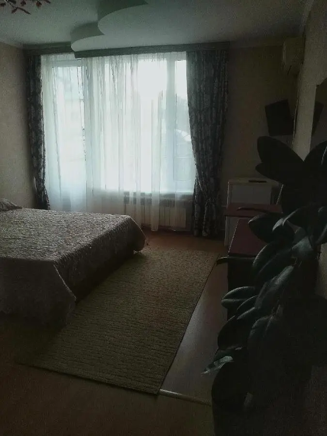 Витязево: Guest House Lukomorye